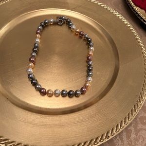 Multi colored pearl necklace